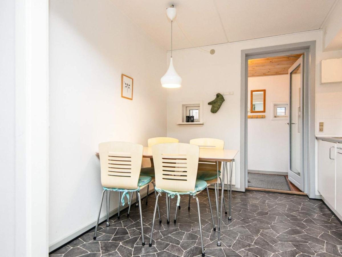 6 Person Holiday Home In R M Sønderby Esterno foto